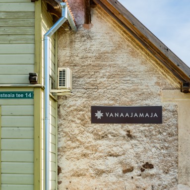 Vanaajamaja